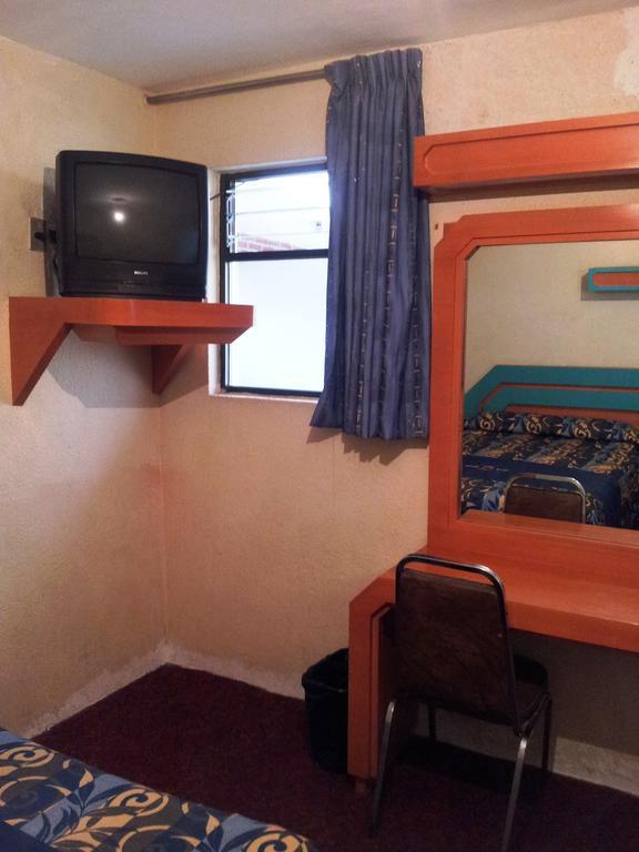 Hotel Florida Mexico City Room photo